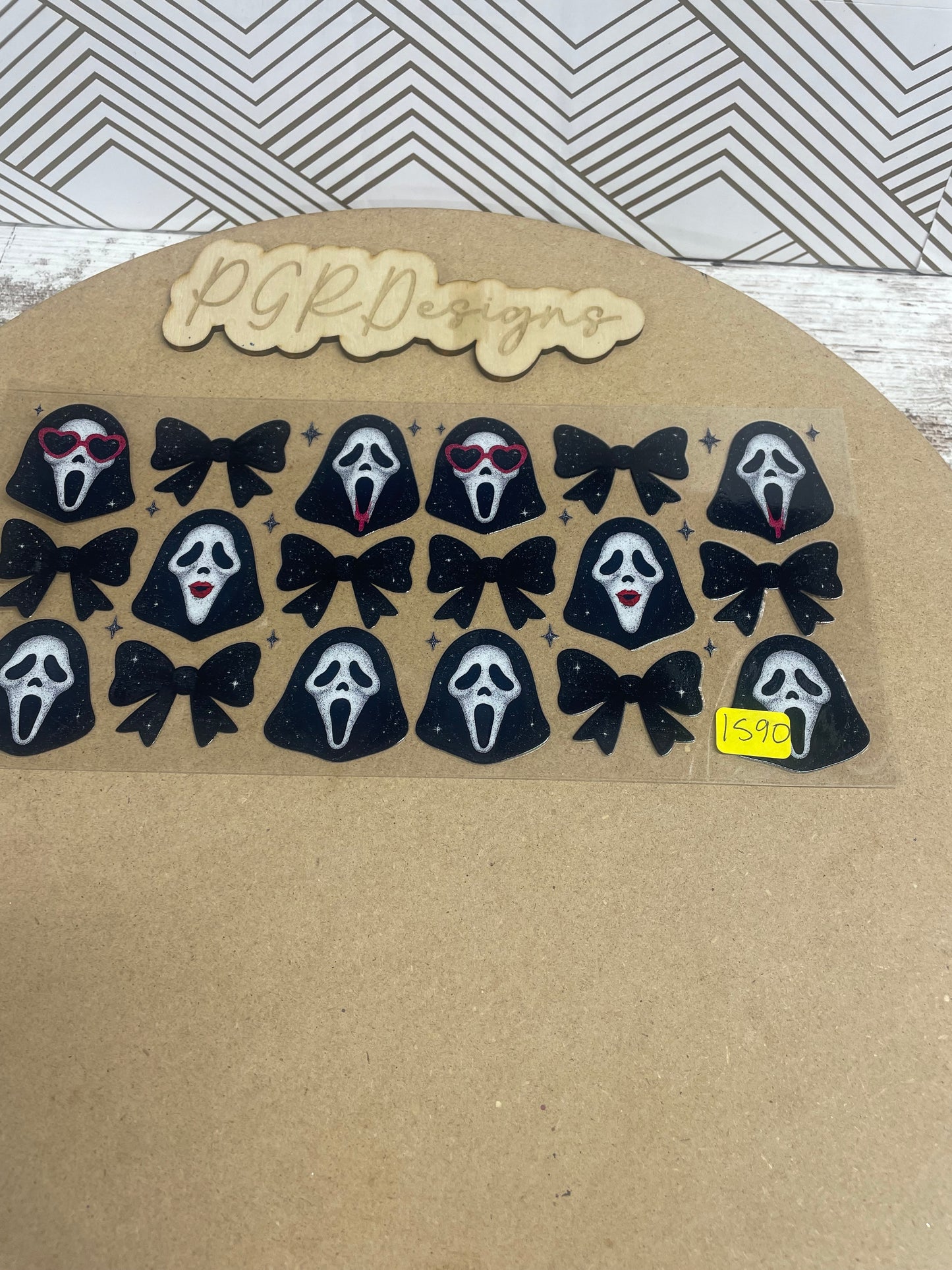 Spooky guys/hocus pocus