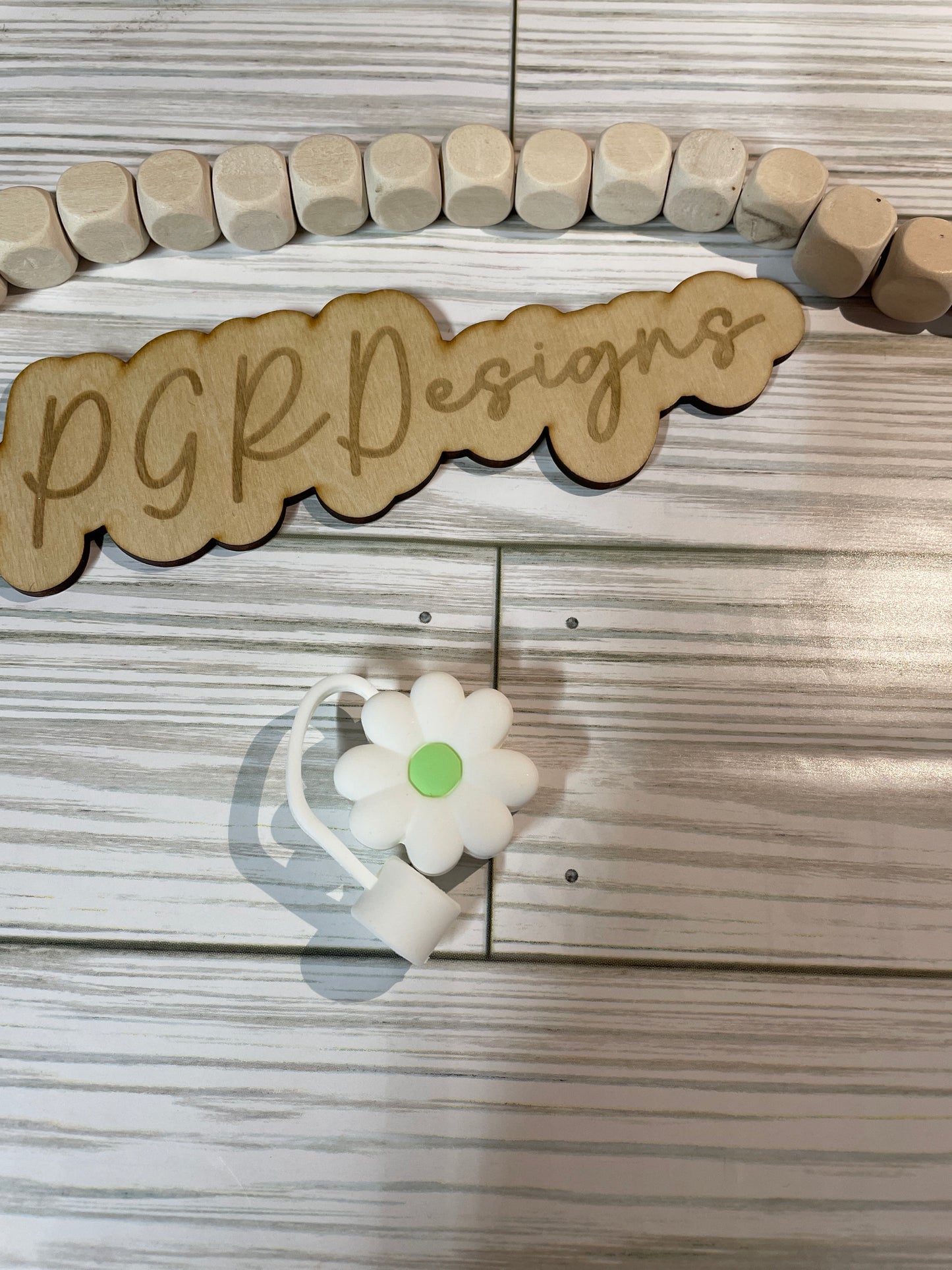 Straw toppers