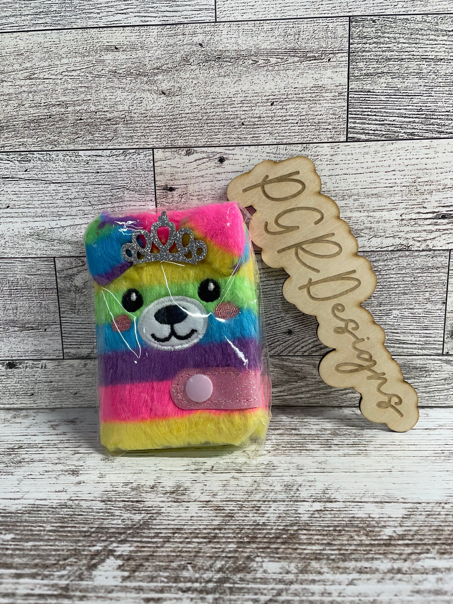 Small Fuzzy Journals