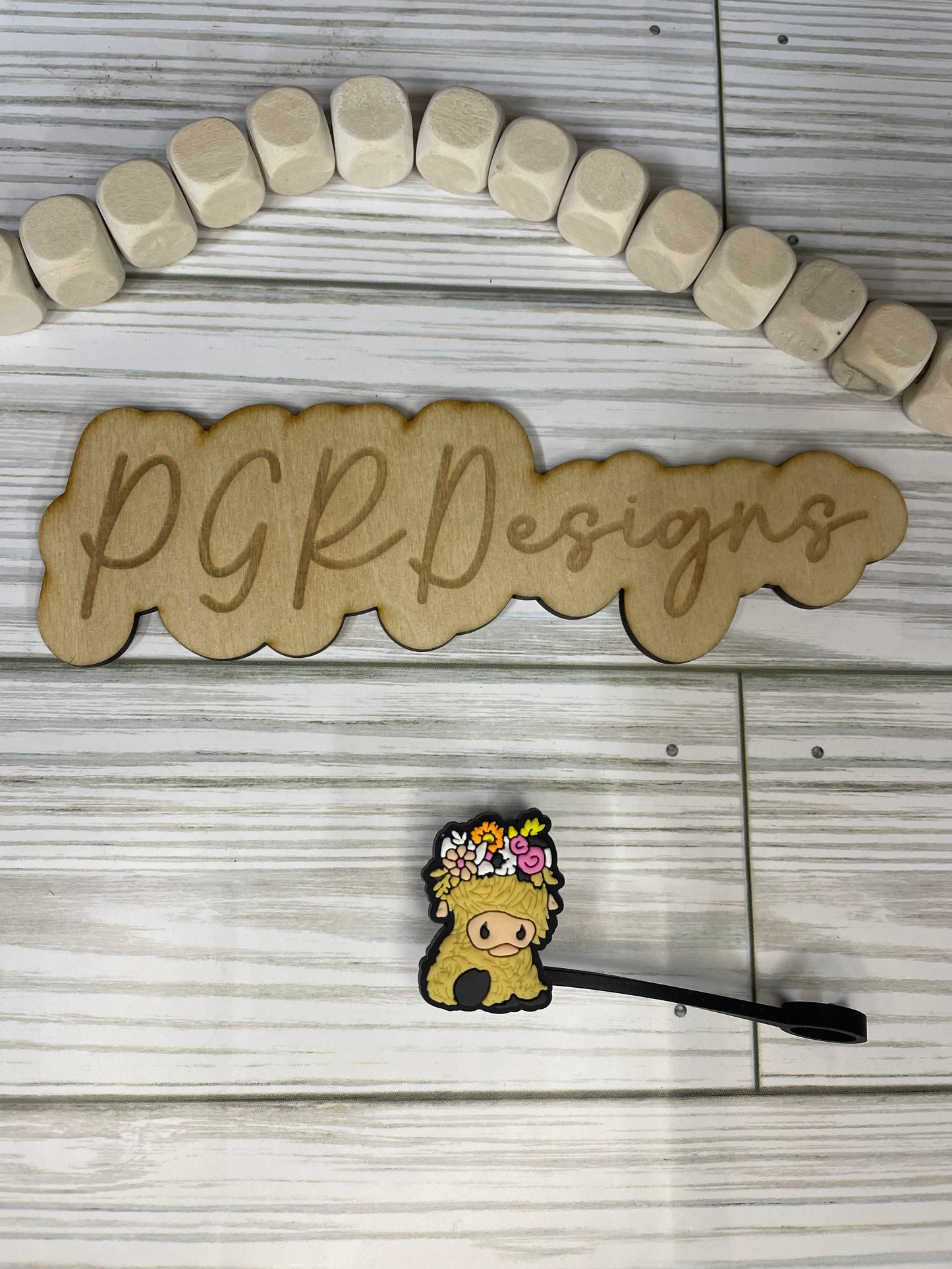 Straw toppers