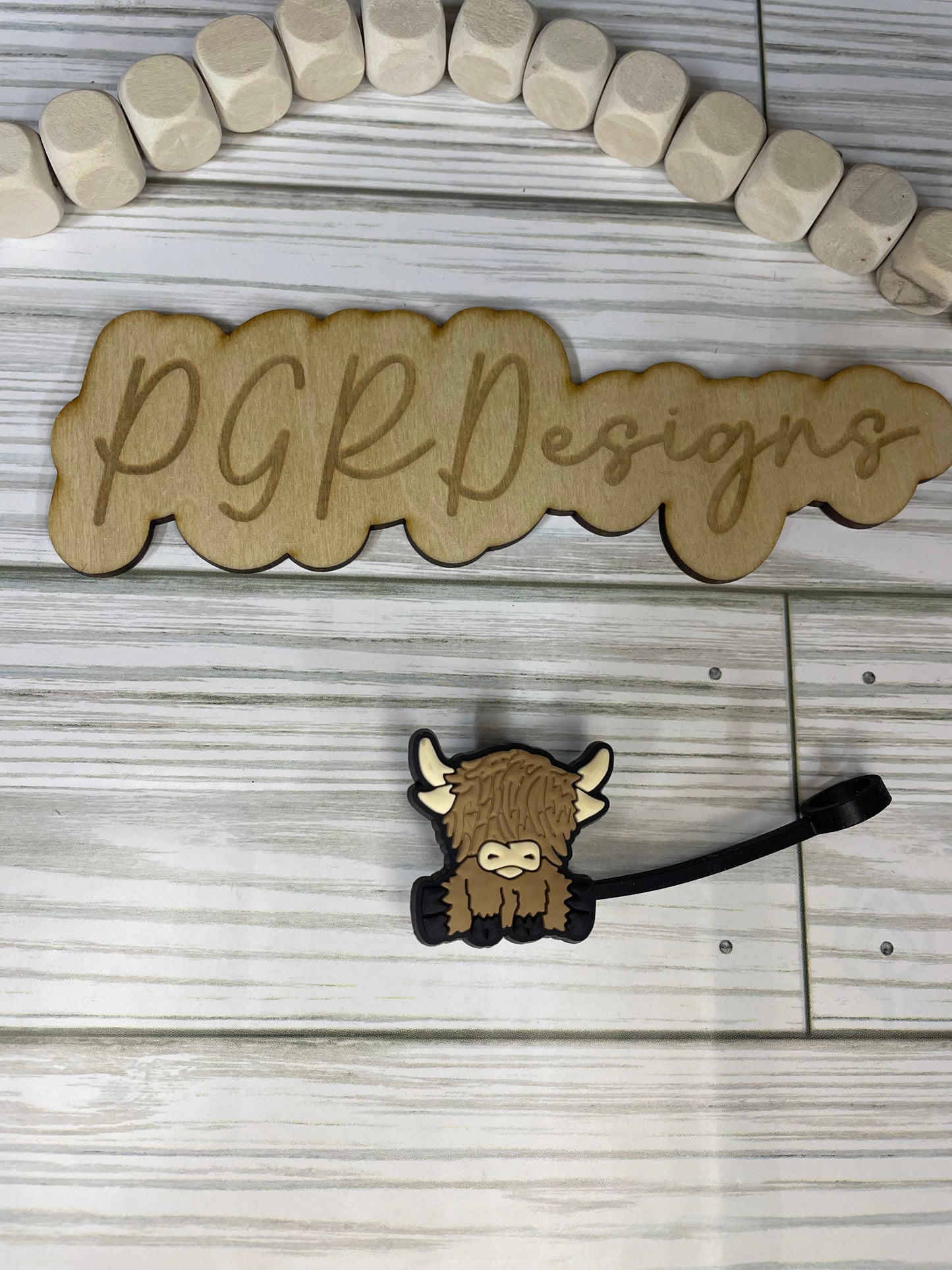 Straw toppers
