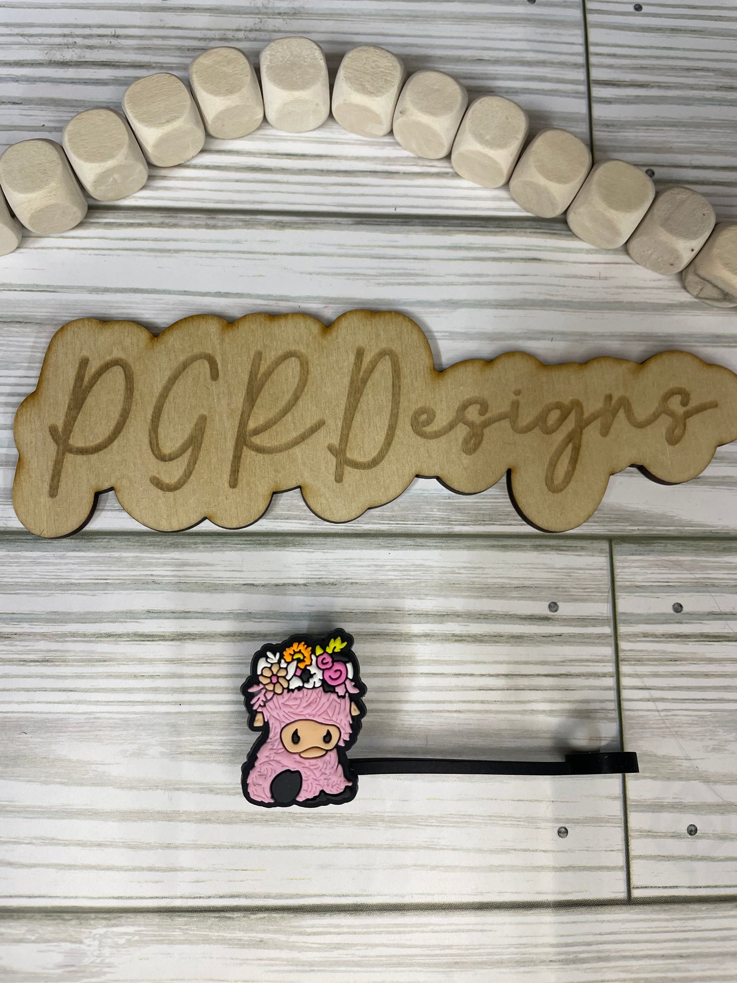 Straw toppers