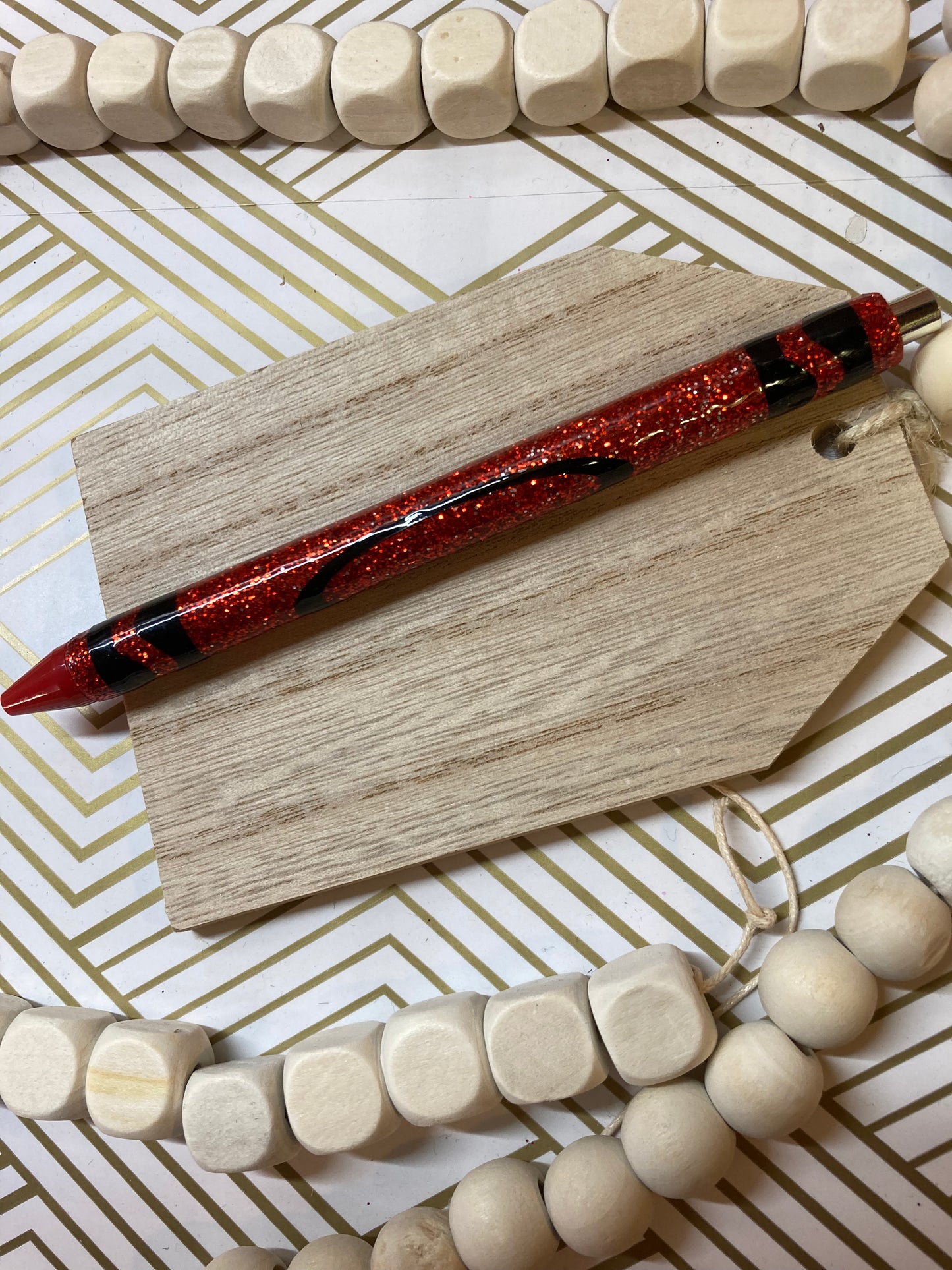 Red crayon gel pen