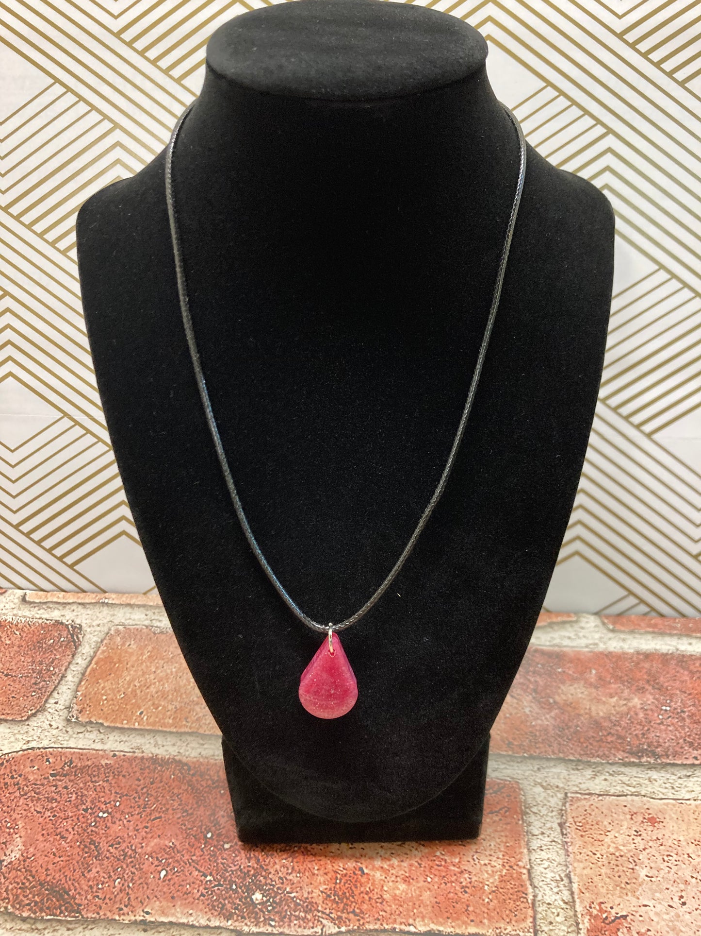 Pink year drop pendant necklace