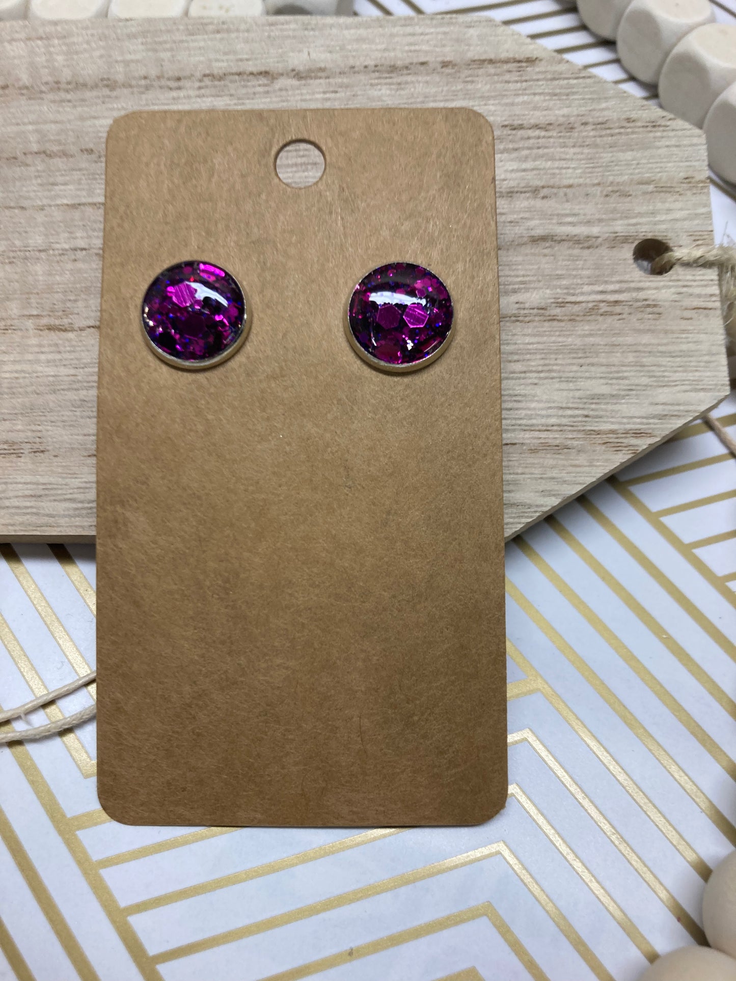 Colored simple studs