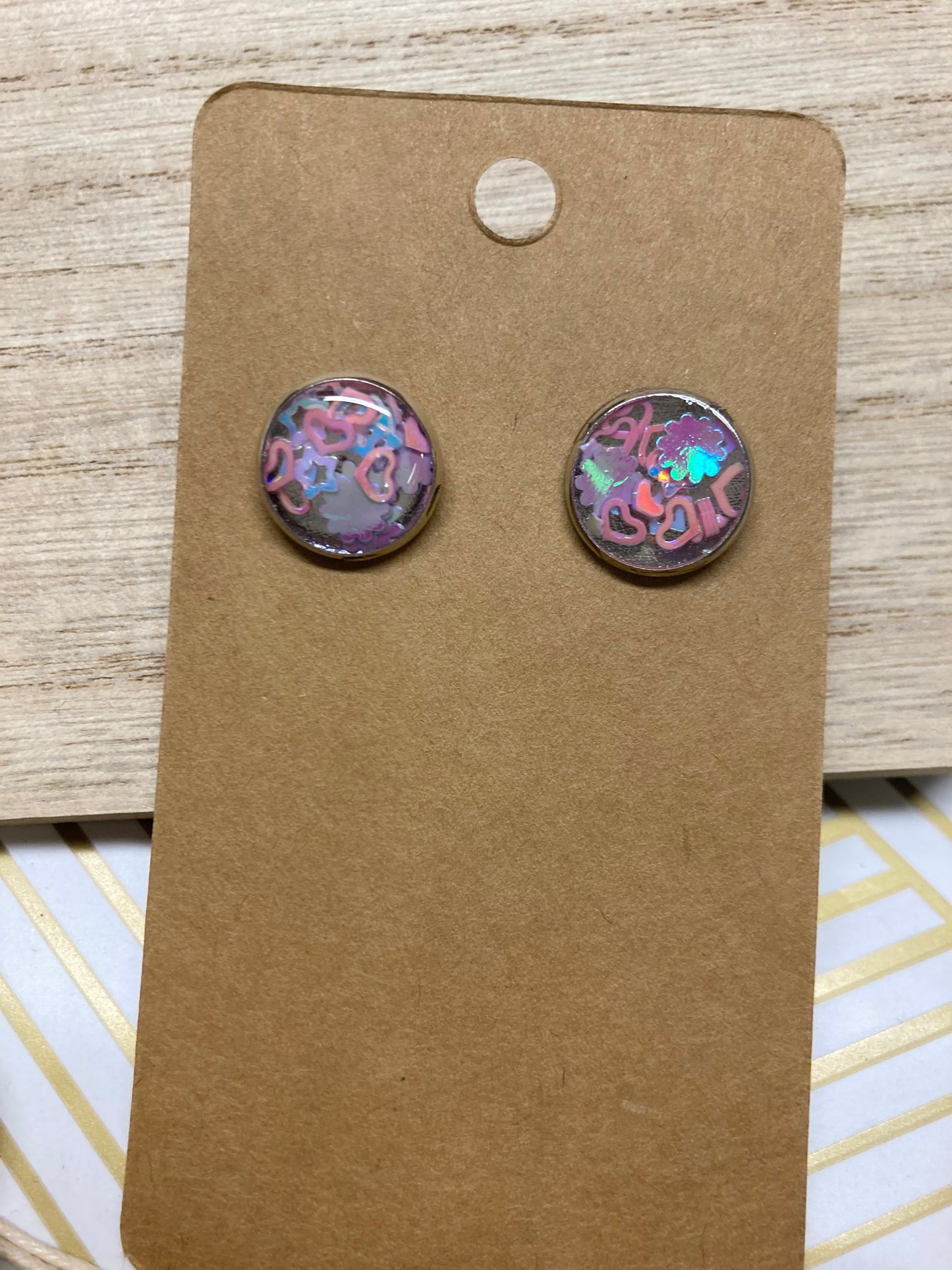 Colored simple studs