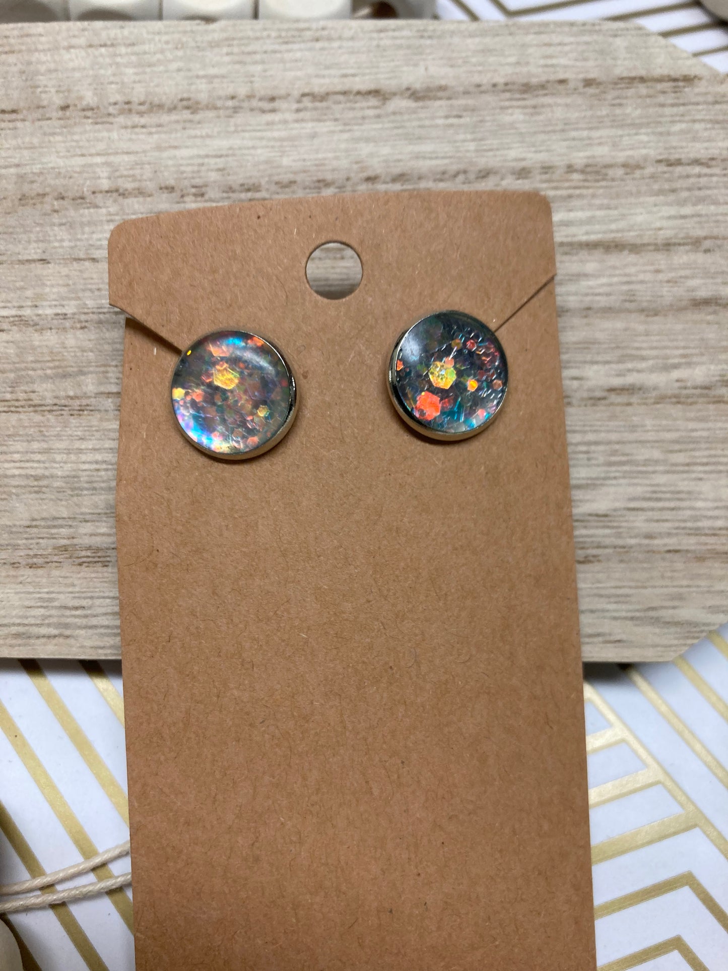 Colored simple studs