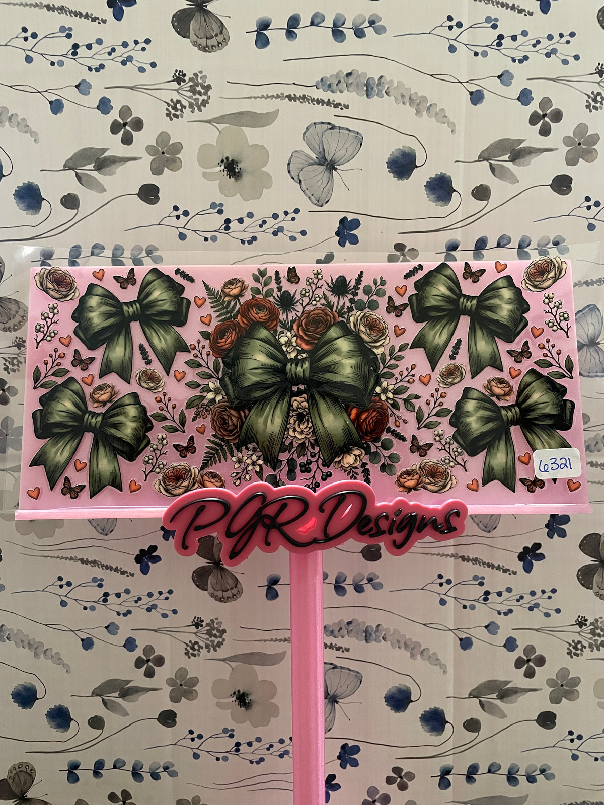 Floral and bows 3