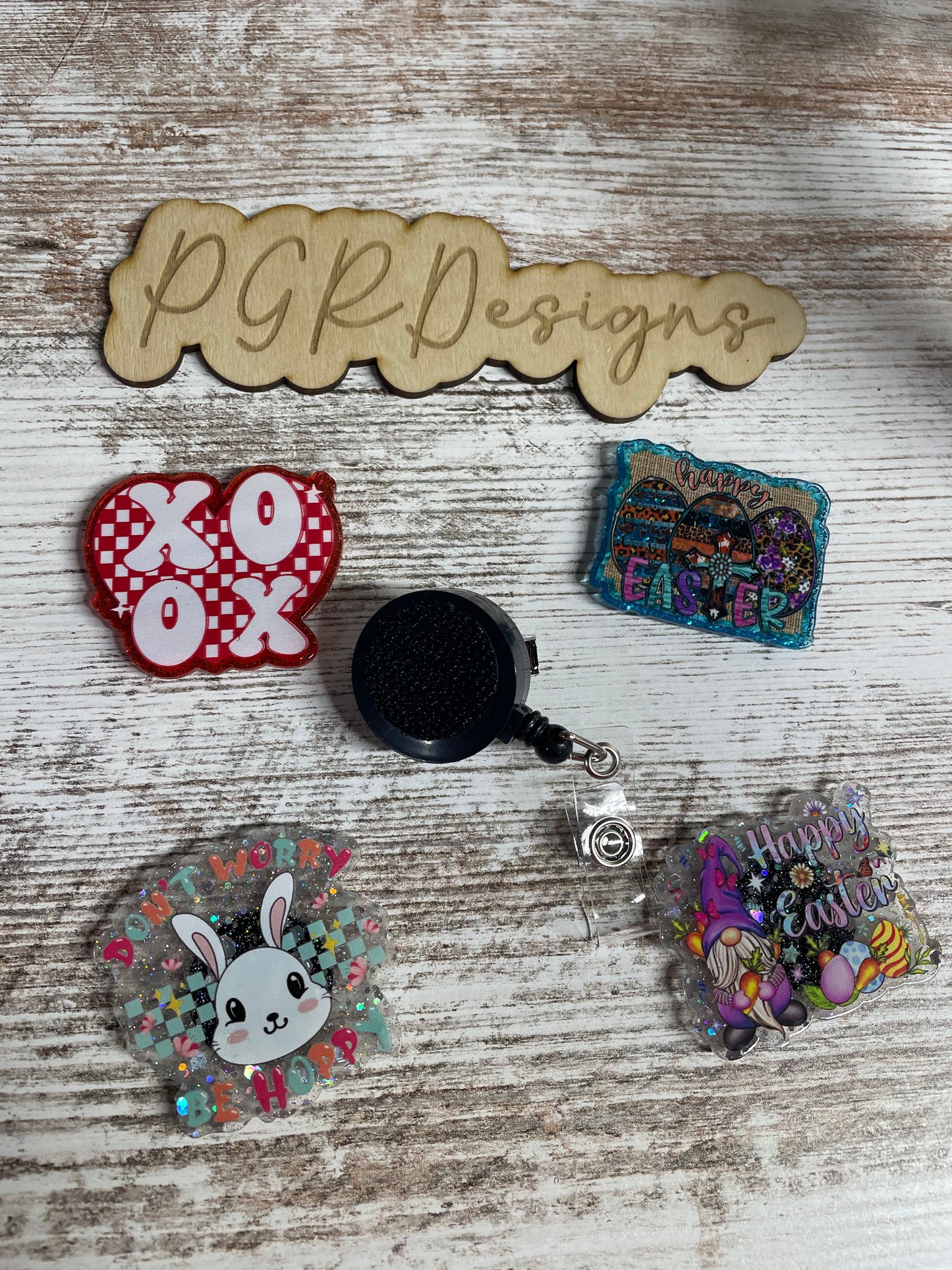 Interchangeable badge reel bundle