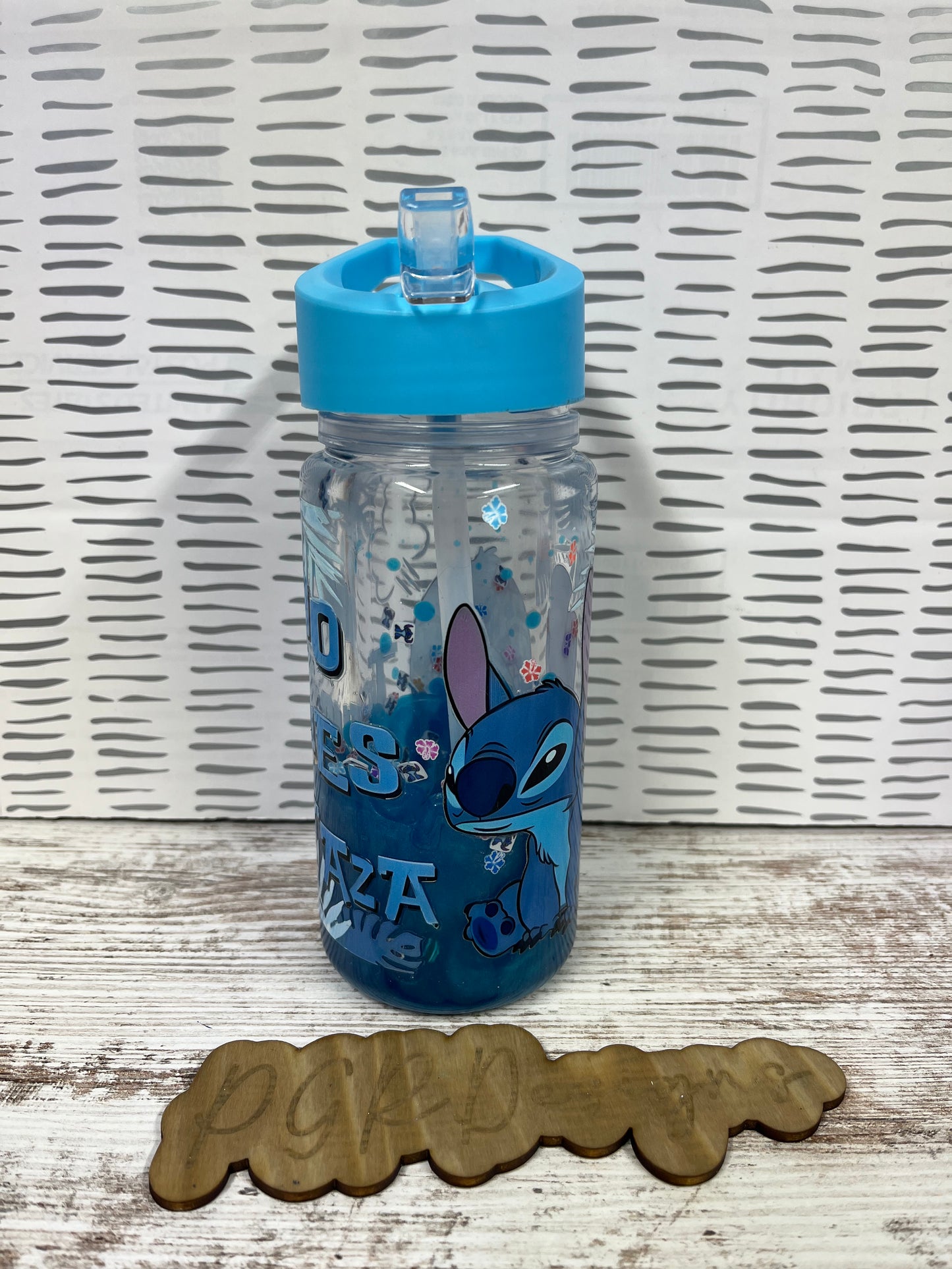 10oz kids cups Snowglobe