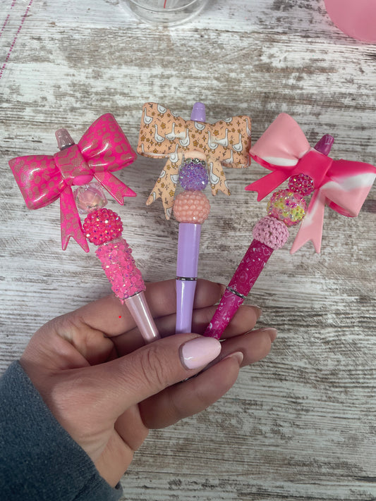 Large bow pens/Specialty Pens
