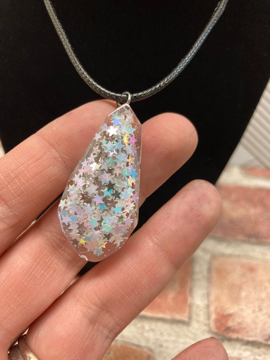 Pendant necklaces