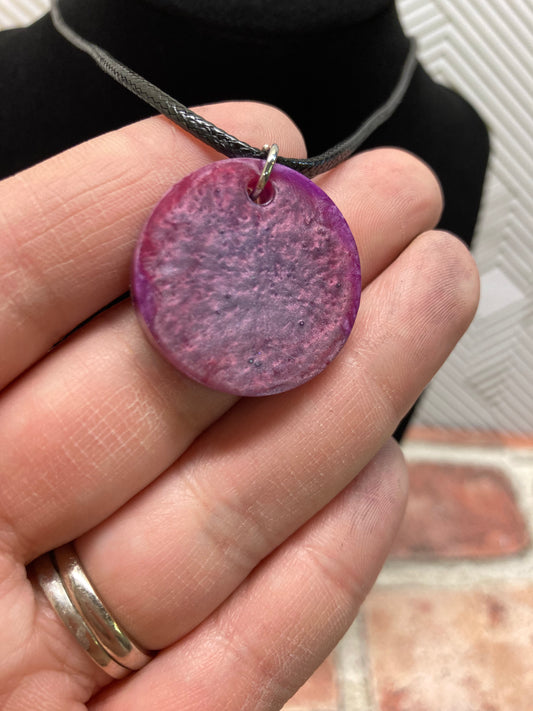 Circle shaped necklace