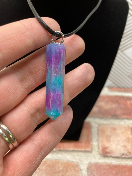 Long crystal pendant