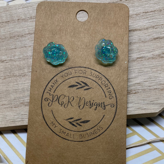 Cloud studs