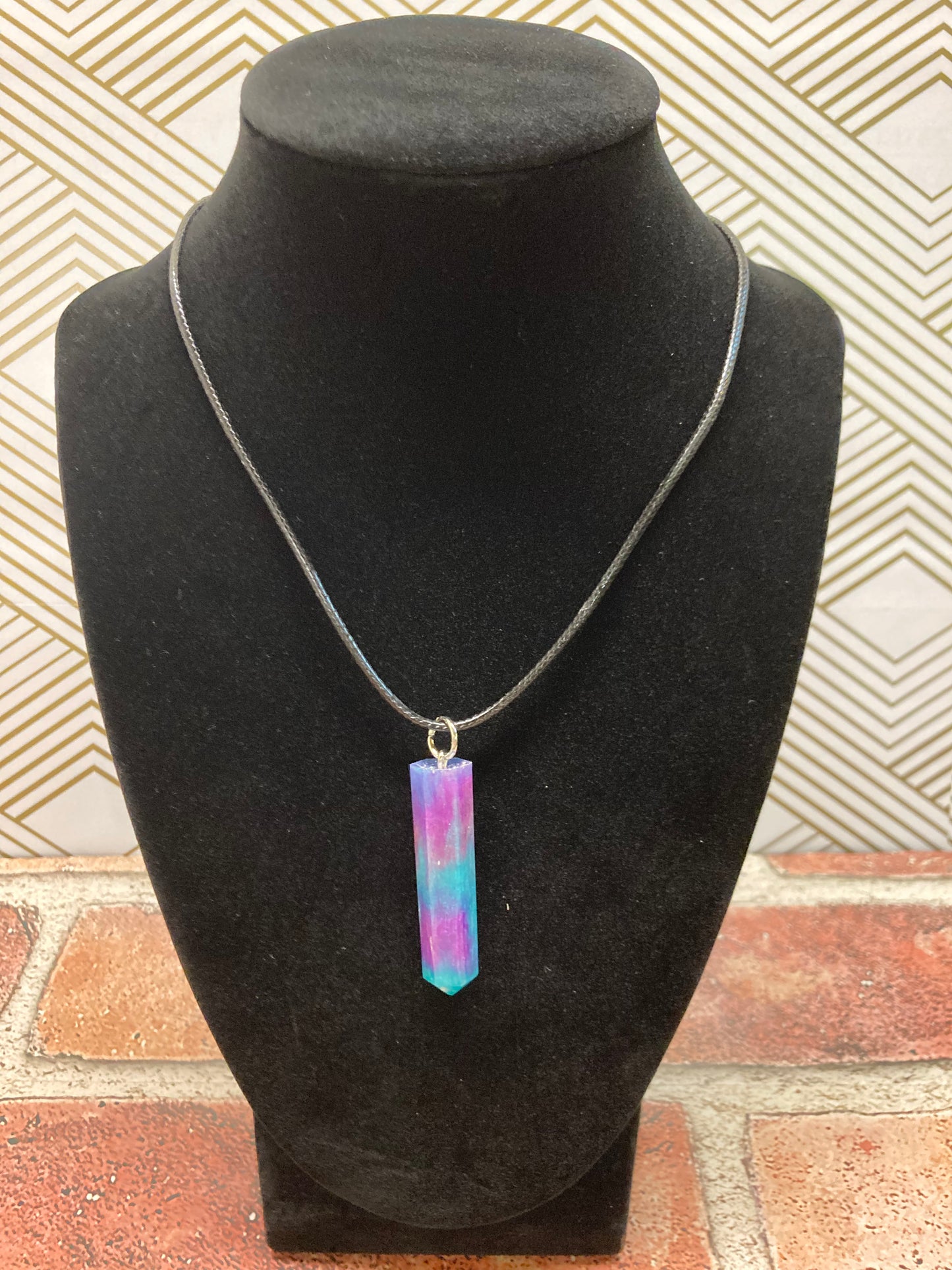 Long crystal pendant